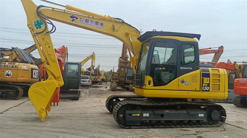 13 excavatrice moyenne de chenille de KOMATSU PC130 de main de Ton Used Japan Excavator Second