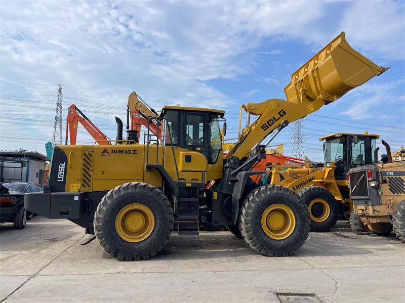 L'origine SDLG LG956L de la Chine a employé le chargeur de roue avec 17000 - 17250Kg Front End Loader