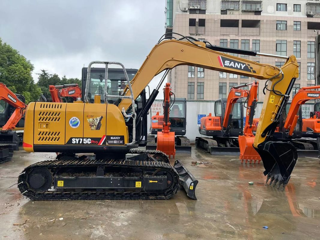 2022 Sany SY75C Excavateur utilisé Sany Crawler 7,5 tonnes Mini Excavateur