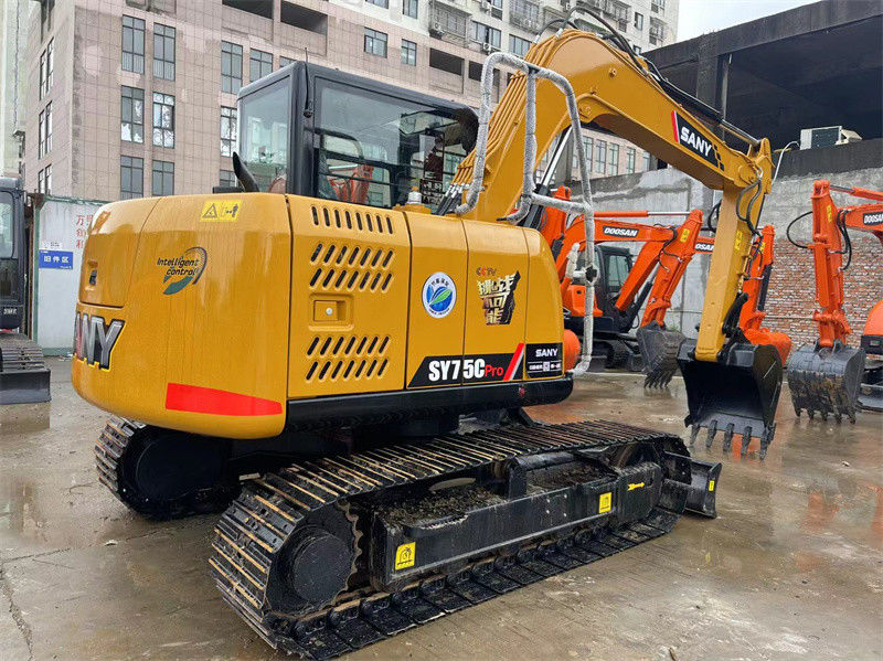 Sany SY75C Pro mini excavateur d'occasion 7,5 tonnes Sany mini creuseuseuse