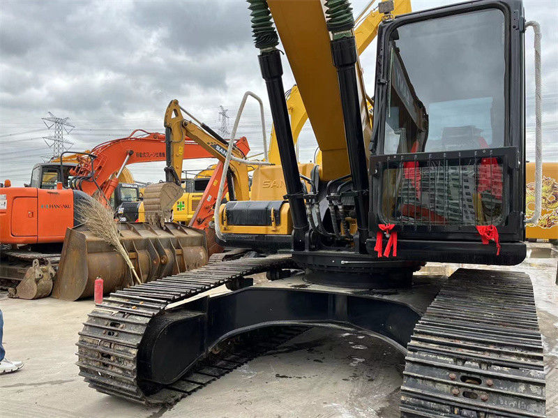 Excavateur hydraulique d'occasion de 21 tonnes SANY 215C Excellente performance Couleur brune
