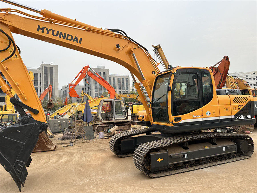 Hyundai 220 Excavator Hydraulique Crawler produit en Corée R220lc 9s