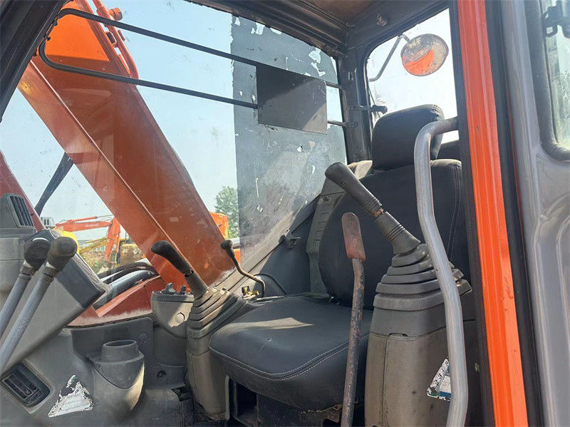 Extracteur miniéquipé de 7,5 tonnes