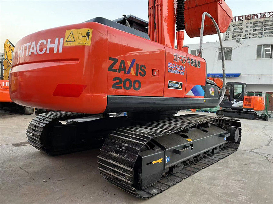 Utilisé Japon 2021Année Hitachi ZX200 Excavator Excellent état Couleur rouge