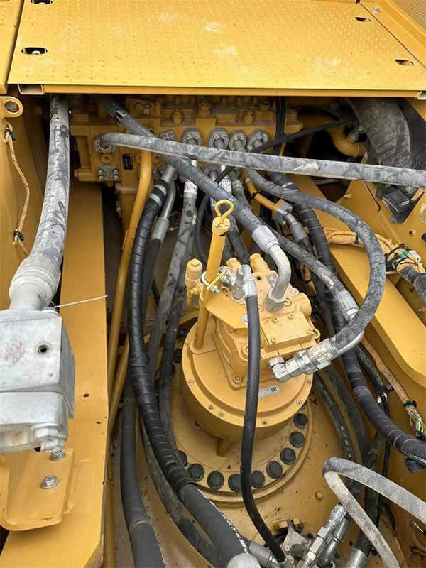 Excavateur d'occasion CAT 336GC de seconde main de 36 tonnes