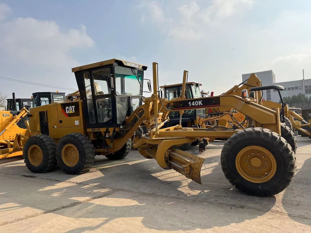 Utilisé Caterpillar Motor Grader 140K en stock seconde main Cat 140 Motor Grader