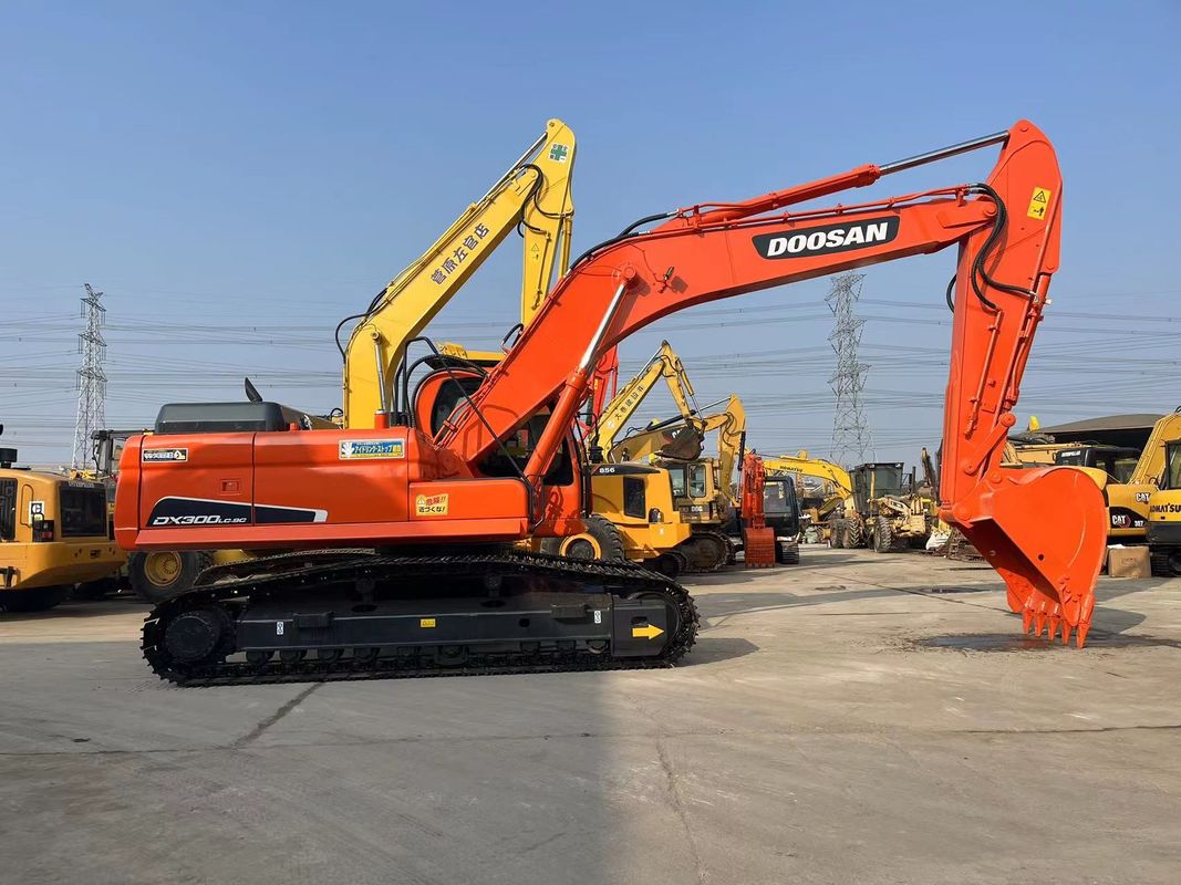Excavatrice utilisée originale Doosan DX300LC-9C 30 tonnes Excavatrice utilisée moyenne Doosan 300 équipement lourd