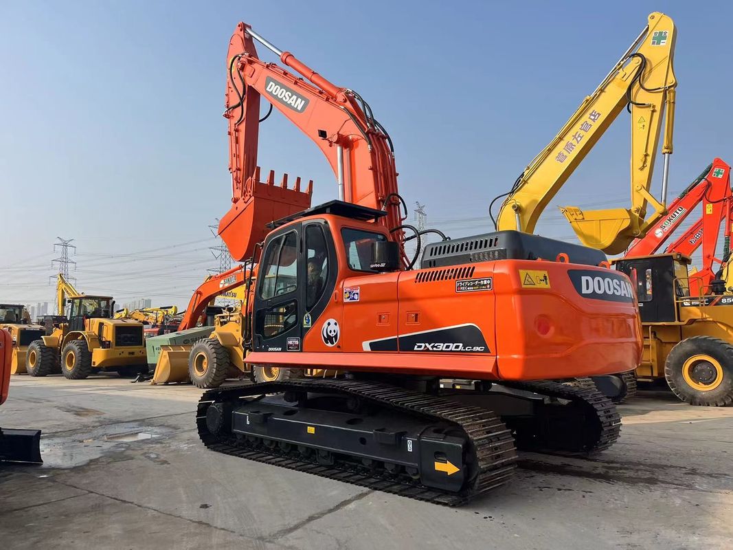 Excavatrice utilisée originale Doosan DX300LC-9C 30 tonnes Excavatrice utilisée moyenne Doosan 300 équipement lourd
