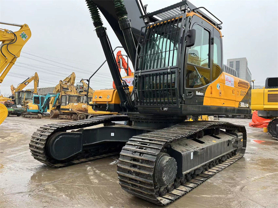 Hyundai R300LC-9S Excavatrice hydraulique utilisée pour la construction et l'exploitation minière Poids 30 tonnes