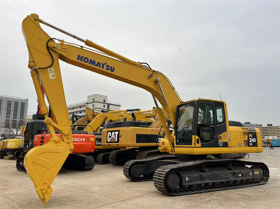 Excavateur Komatsu PC240LC japonais d'origine avec 500 à 1000 heures de travail