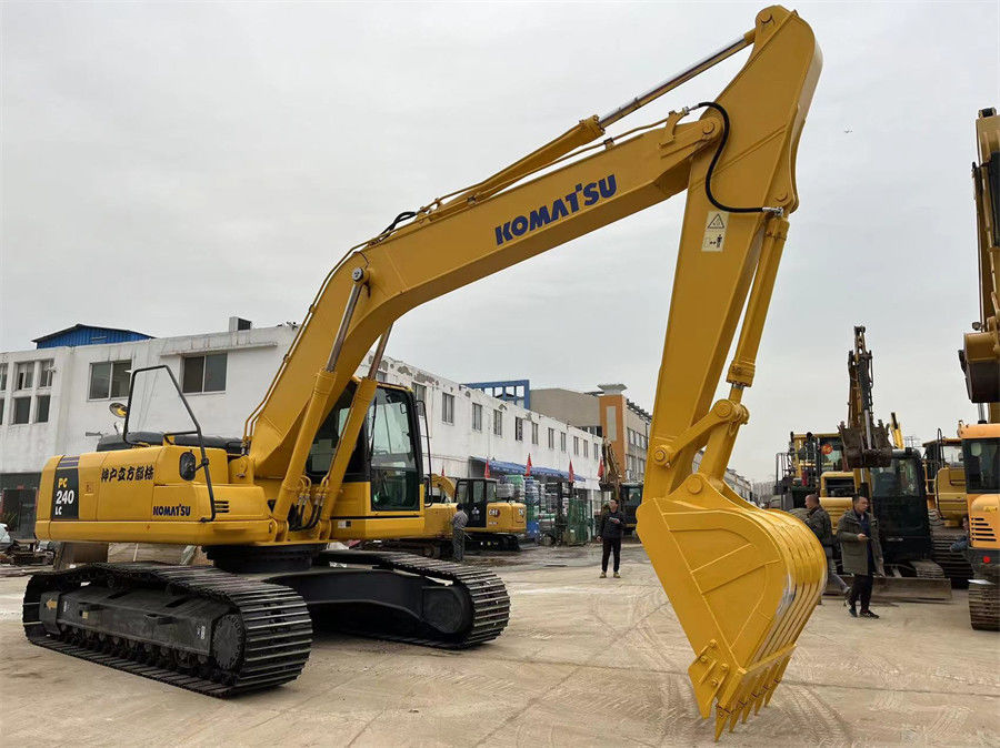 Excavateur Komatsu PC240LC japonais d'origine avec 500 à 1000 heures de travail