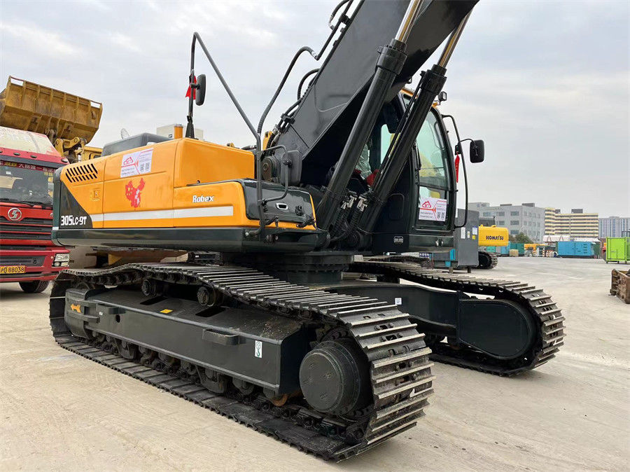 Heures de travail réduites 2020 Hyundai 305LC 9T Excavator avec et 1,38 M3 capacité de seau de référence