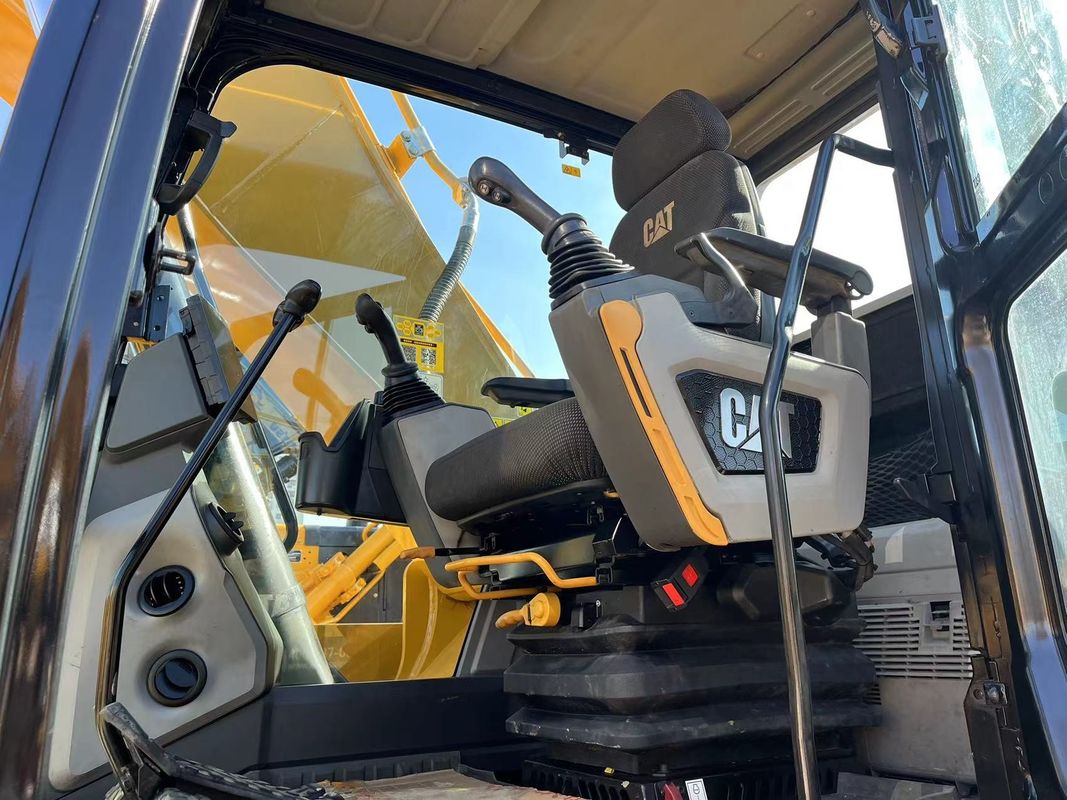 Excavateur Cat 320 original à six cylindres avec moteur Cat C7.1