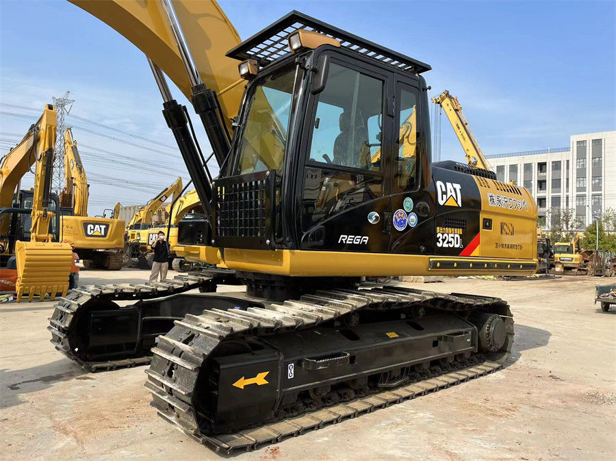 CAT 325DL Excavatrice hydraulique japonaise fabriquée avec moteur C7 capacité de seau 1,4m3.