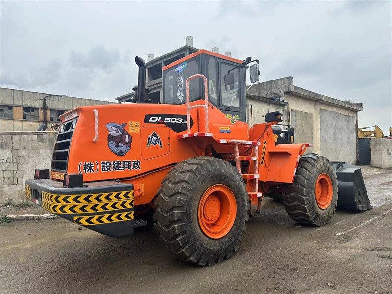 Le chargeur à roues Doosan DL503-9C d'origine