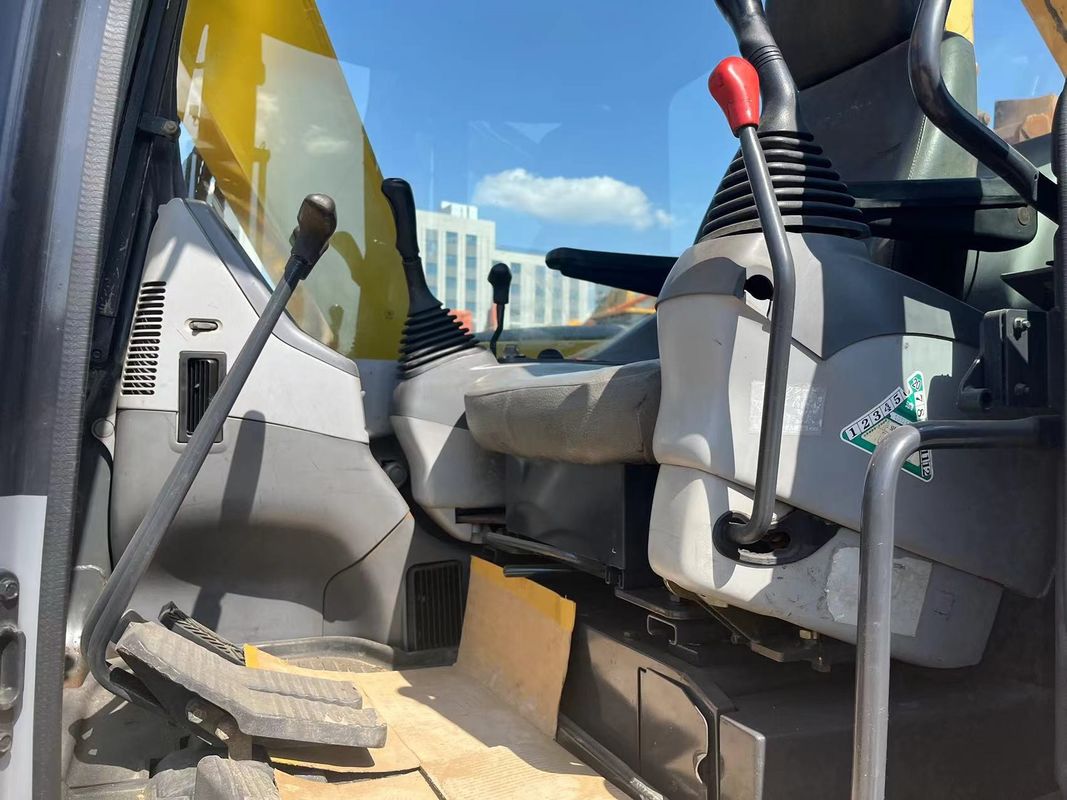 8 tonnes de mini-excavatrice utilisée Komatsu PC78US-6 avec une capacité de seau de 0,34 m3