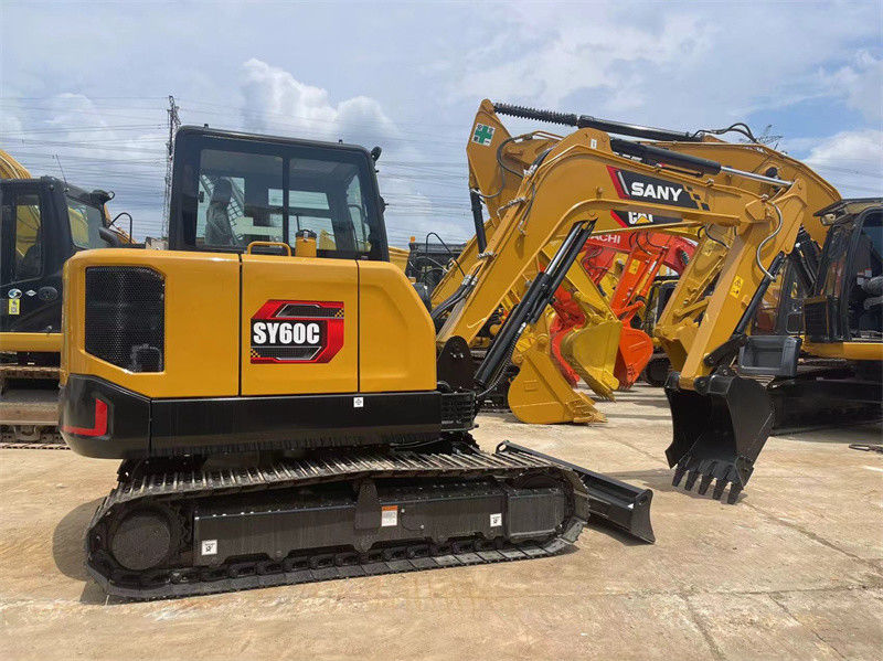 Une nouvelle excavatrice Sany SY60C de 6 tonnes