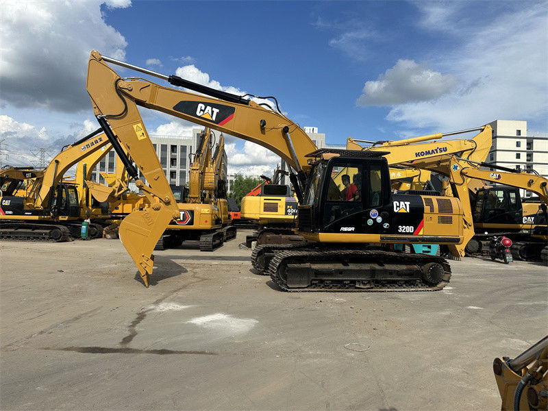 Excavateur d'occasion Cat 320D Excavateurs d'occasion avec une capacité de seau de 1 M3