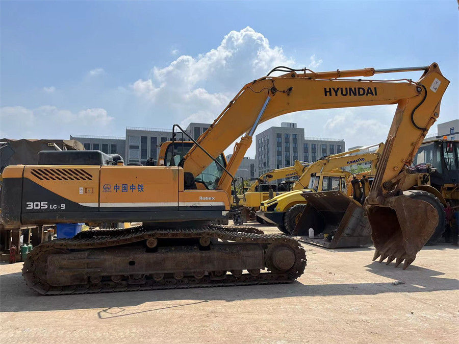 Puissante 30 tonnes couleur originale Hyundai R305LC Excavateur lourd