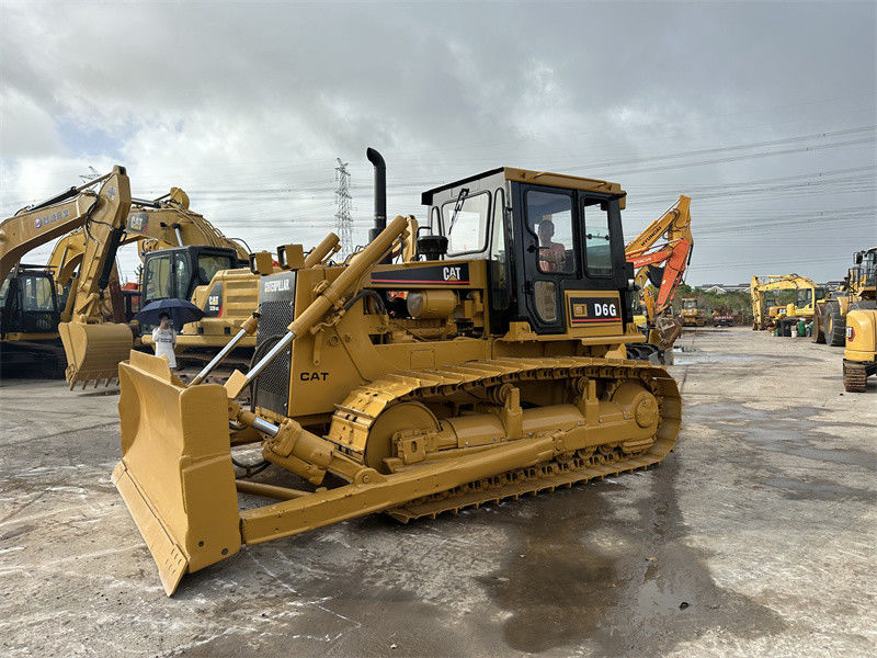 Repeindre le bulldozer CAT D6G utilisé le bulldozer Caterpillar D3C D5B D6 utilisé en bon état