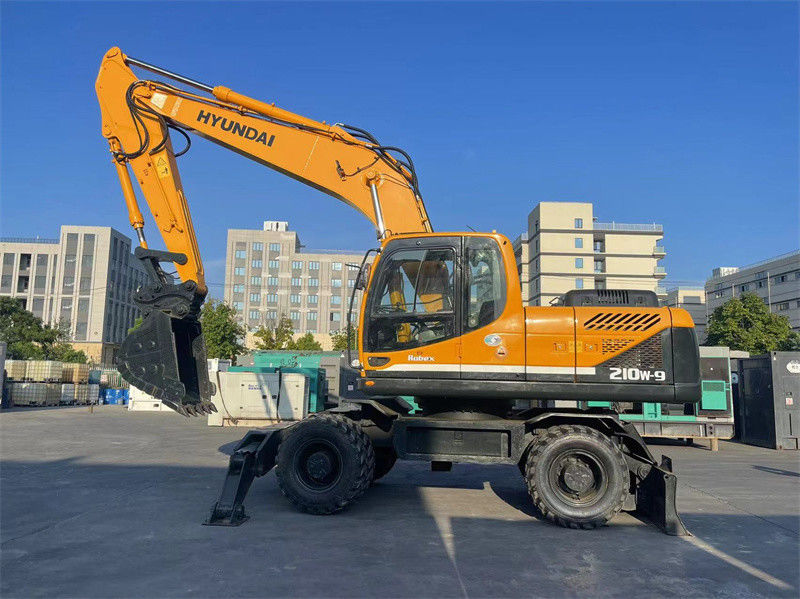 20 tonnes Corée Excavateur à roues Hyundai R210W-9 Hyundai 210 Excavateur à roues
