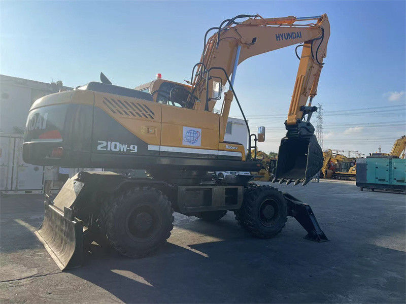 20 tonnes Corée Excavateur à roues Hyundai R210W-9 Hyundai 210 Excavateur à roues