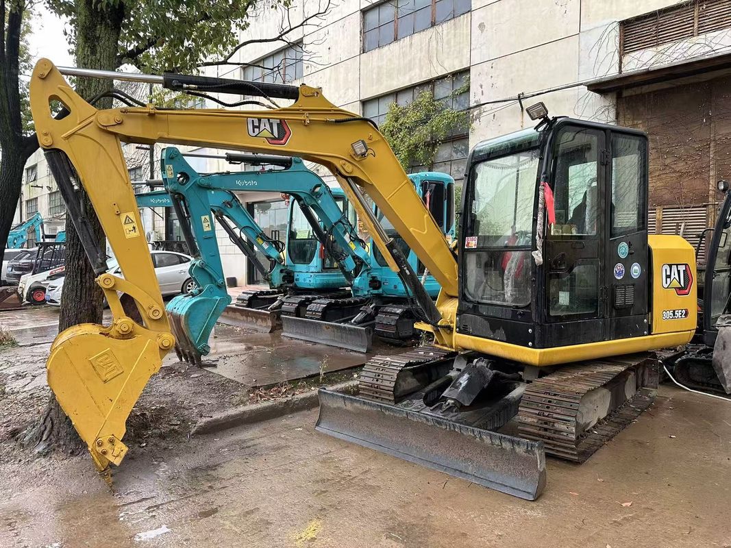 5.5 tonnes Excavatrices miniatures utilisées CAT 305.5E