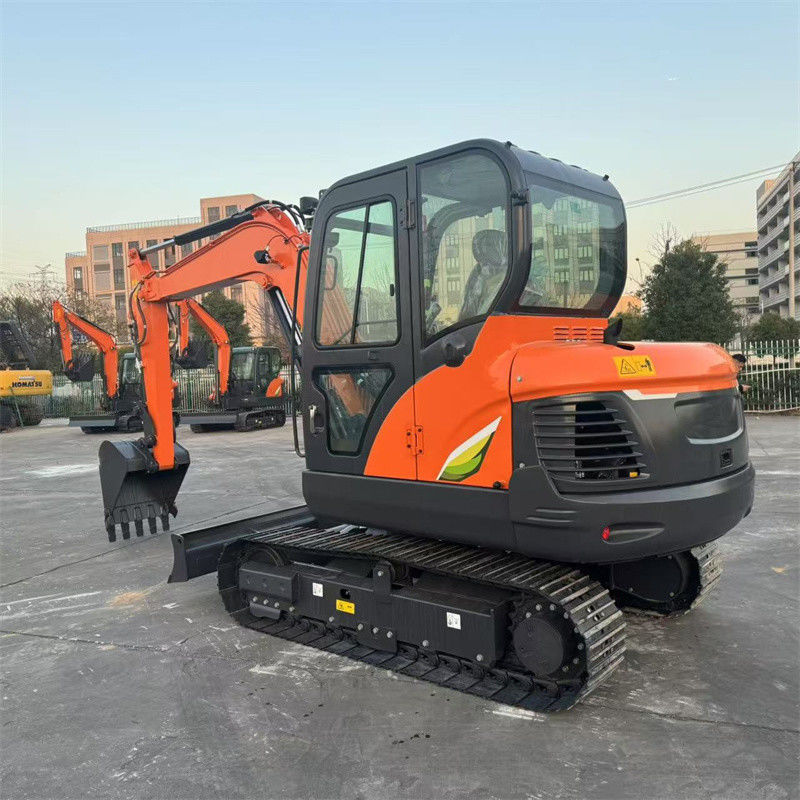 Une toute nouvelle mini-excavatrice Doosan DX60E-10N de 6 tonnes