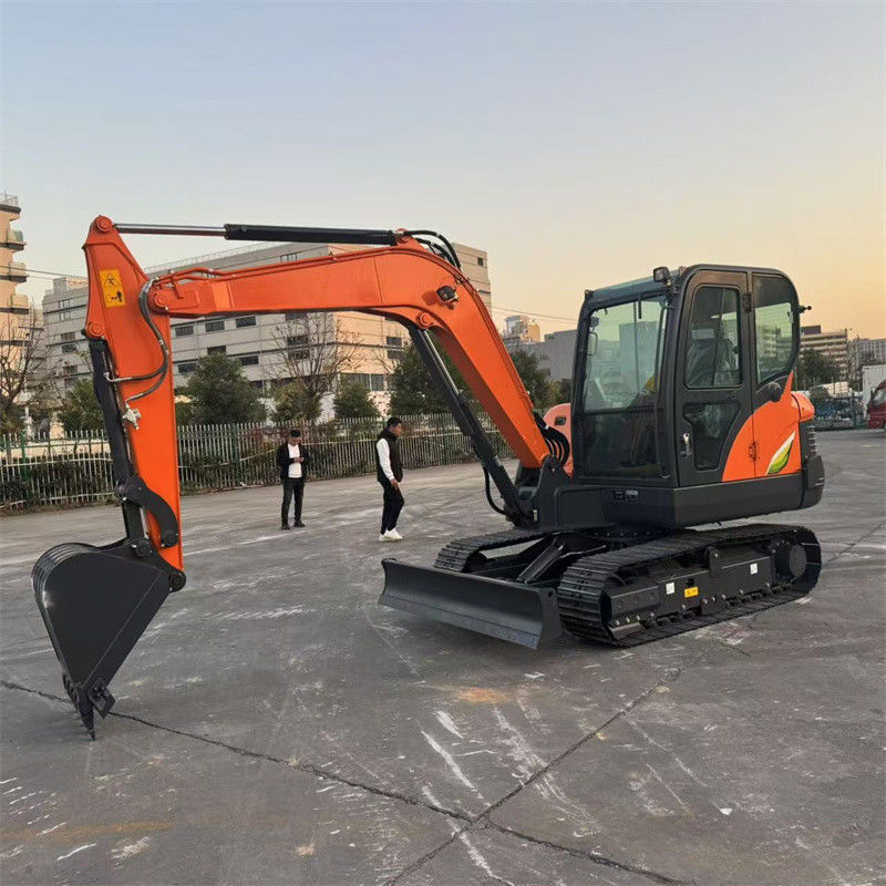 Une toute nouvelle mini-excavatrice Doosan DX60E-10N de 6 tonnes
