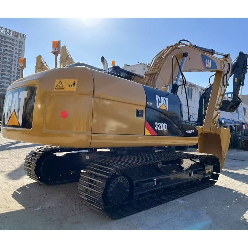Excavateur Caterpillar 320 D avec moteur électrique C6.4 Moteur pour la construction