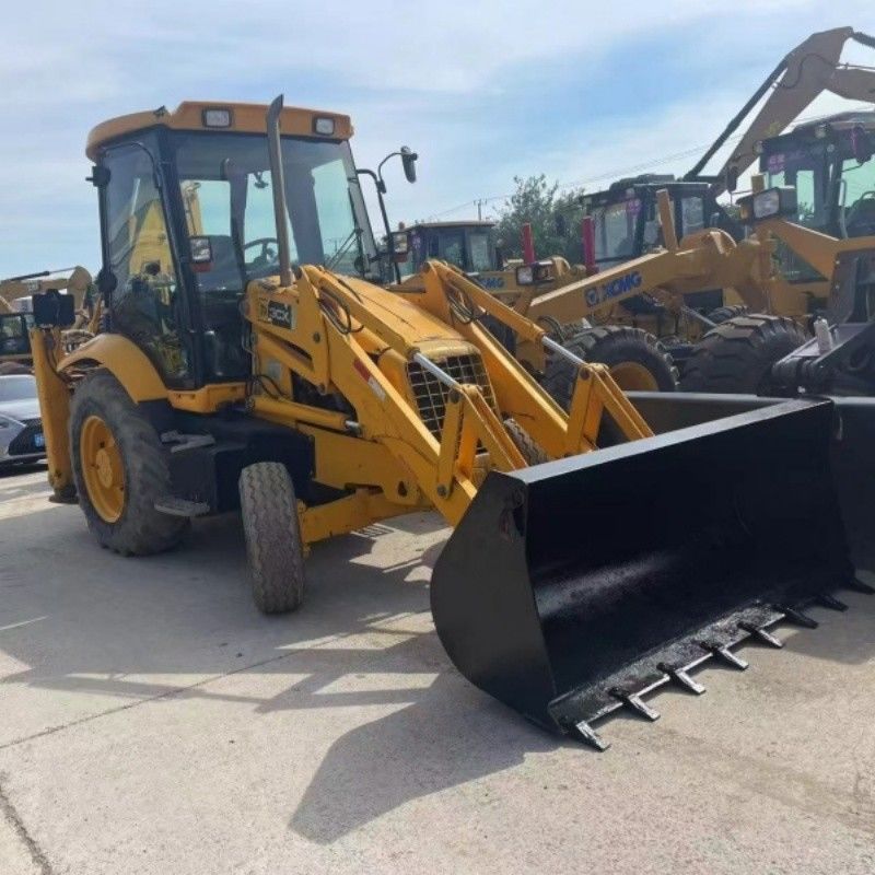 Peinture d'origine JCB 3CX chargeuse à pelle à roues motrices à 4 roues pour l'excavation et le chargement