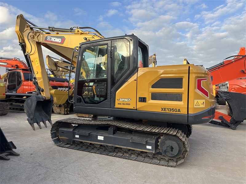 Origine Utilisé XCMG XE135GA Excavateur 13 tonnes Utilisé Chine Crawler Excavator