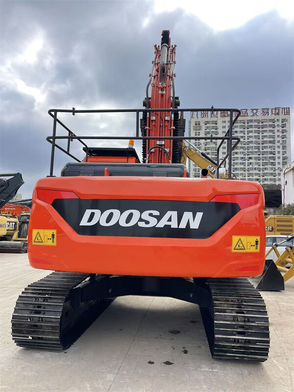 Dans un bon état, utilisé Excavateur Doosan DX225LCA 22 tonnes Excavateur de seconde main Doosan DX225 Crawler