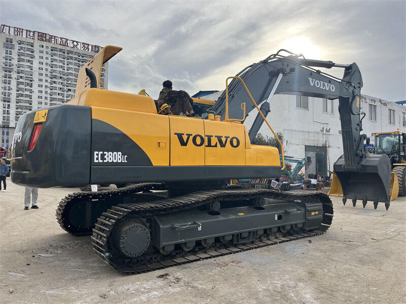 38 tonnes Excavateur Volvo EC380 utilisé Excavateur Volvo EC380BLC moyen à rampe