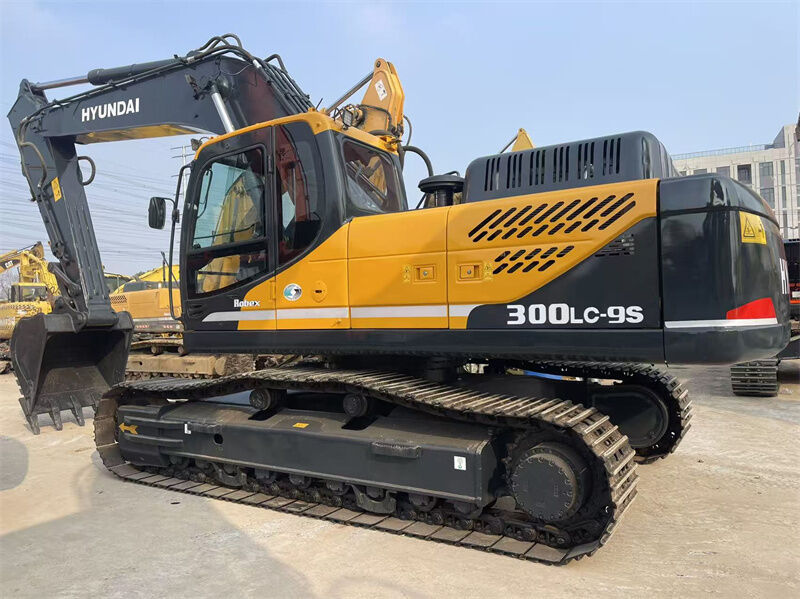 Excavatrice Hyundai R300LC-9S d'occasion de 30 tonnes, Corée du Sud, Pelle chenille Hyundai 300 d'occasion