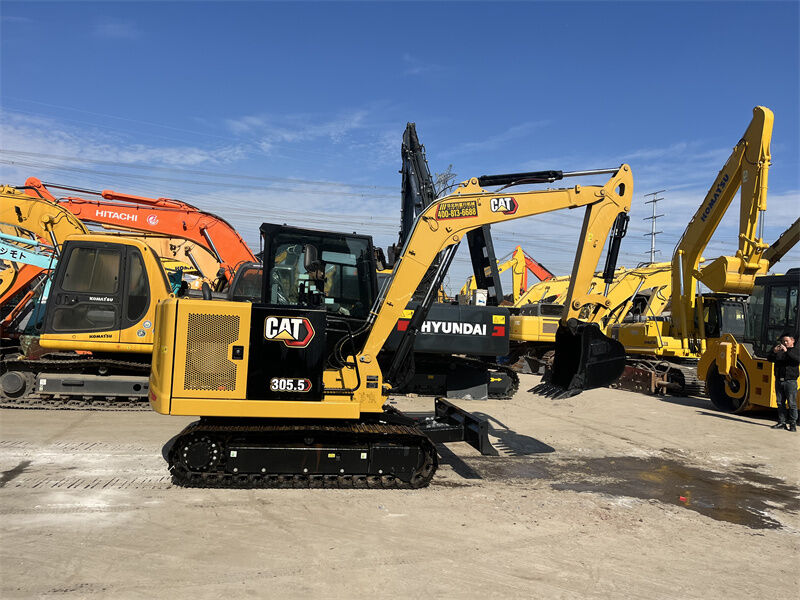 Mini-pelle Caterpillar Cat 305.5 de haute qualité à vendre