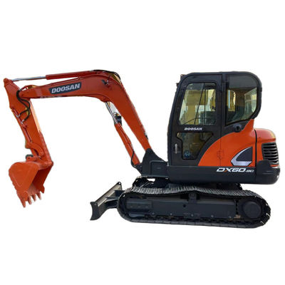 Bouteur utilisé de Mini Digger High Efficiency With Blade d'excavatrice de Doosan DX60 9C