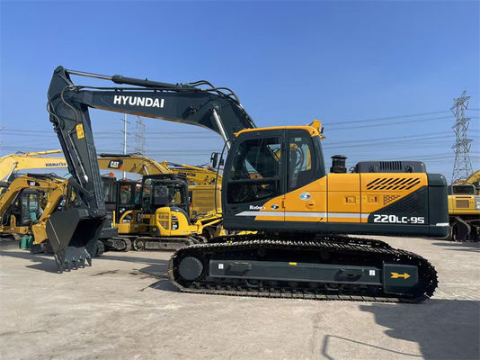 Excavateur Hyundai R220LC-9S d'occasion de 22 tonnes doté de fonctionnalités et de capacités avancées